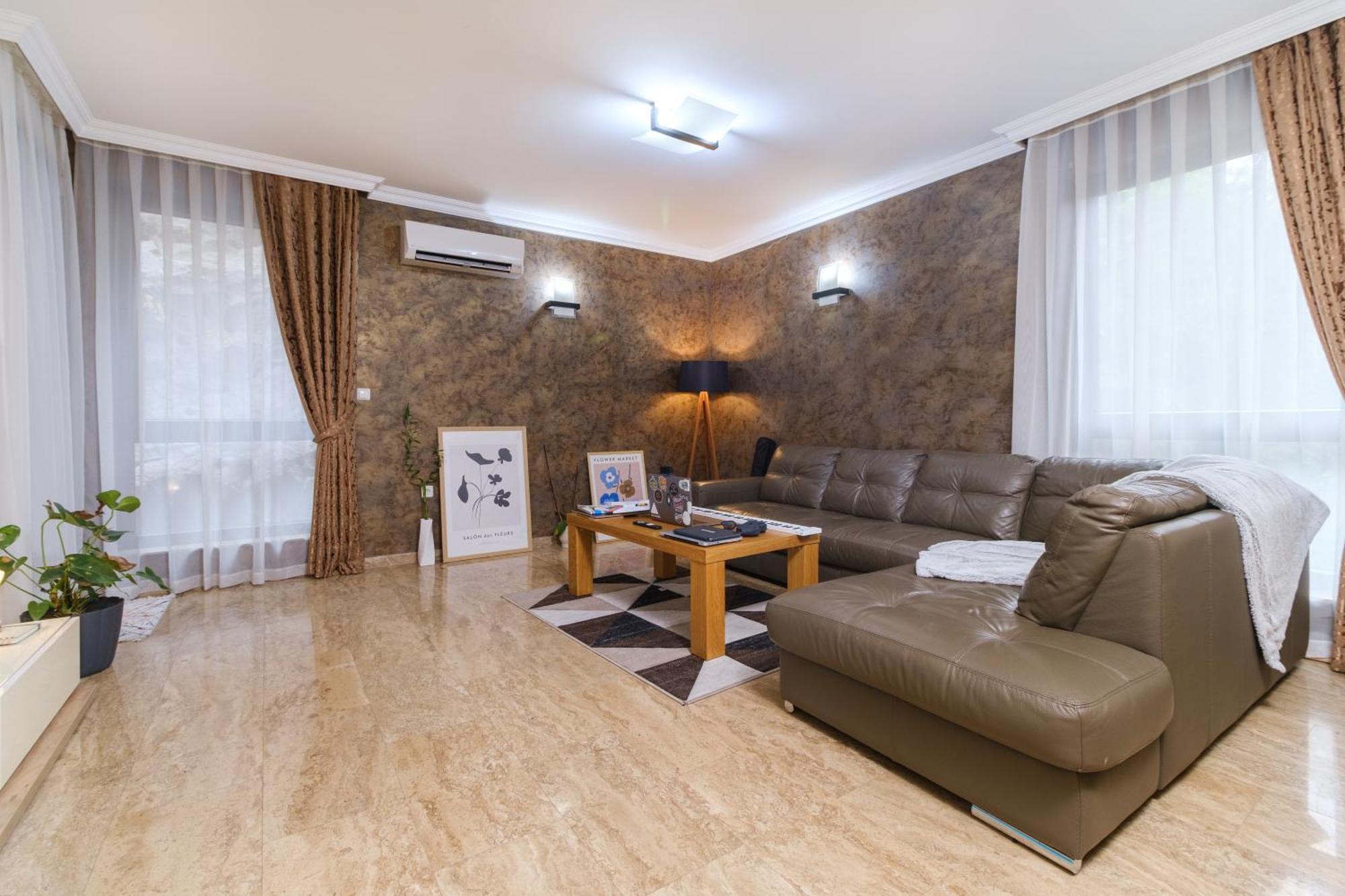 Chic Luxury Escape Close To Kapana Area Plovdiv Exterior foto